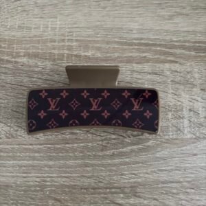 Brown Lv Clip